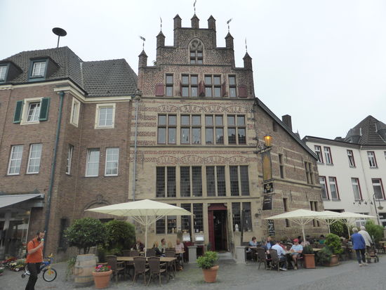 Gotisches Haus - hier sind die Kreuzstockfenster nicht gemauert