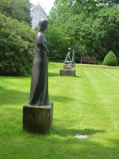 Joseph Jaekel - Gewandfigur - Sitzender - Gewandfigur - 1975/64/75