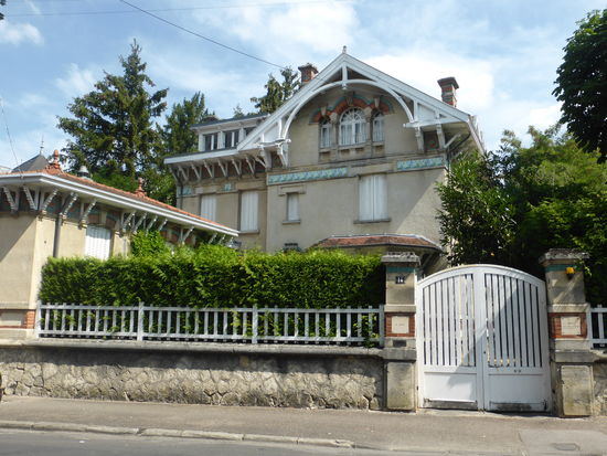 rue Francois 1er