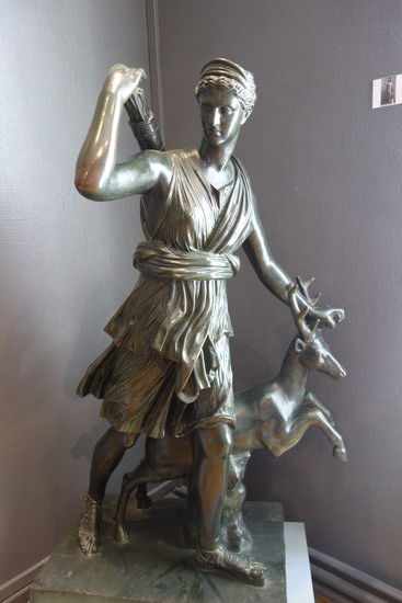 Diane à la biche -  Eisenguß - Fonderie de Val d'Osne - 19/20 Jh.