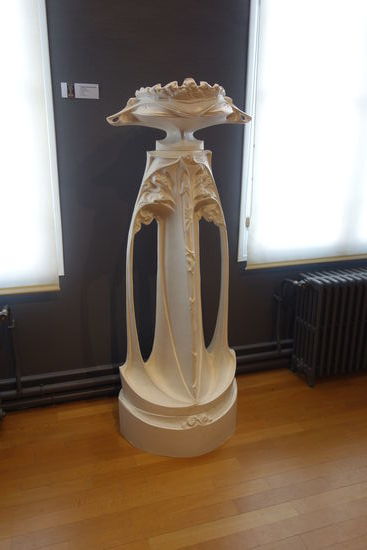 Pflanzschale mit Sockel - - Hector Guimard - Eisenguß - Fonderie de St Dizier - 1907