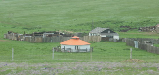 mal fester an Ort und Zeit gebunden