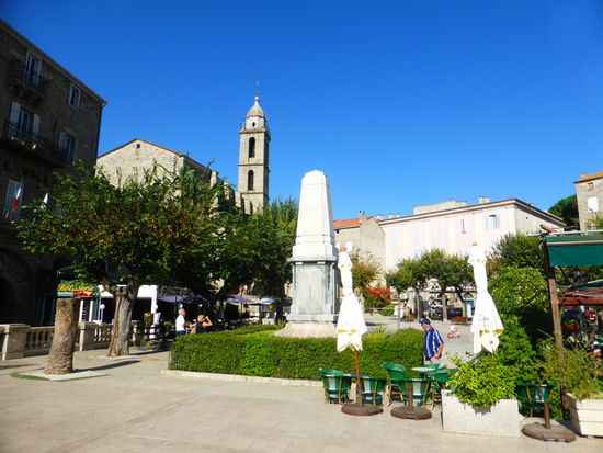 Place de la Liberation (ehemalige Place Porta)