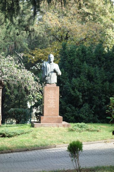 Denkmal für Lado Wladimir Gudiaschwili