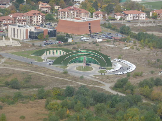 ultramodenes Polizeigebäude