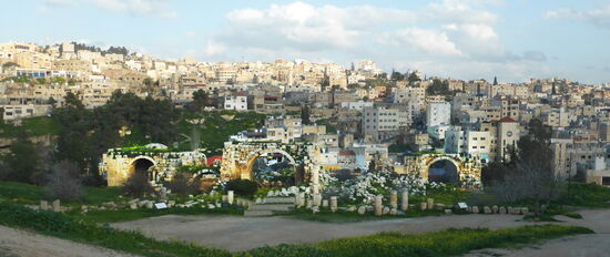 Blick nach Osten auf die 'West'bäder - 2. Jh. n. Chr.  - 749 n. Chr.
