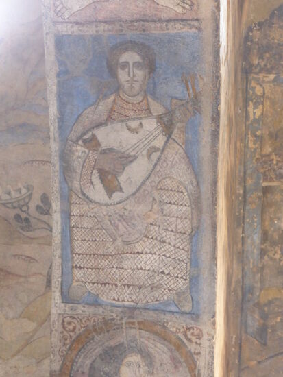 Fresken auf dem Stützbogen