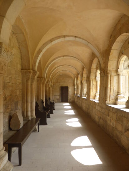 leider kann man nur in den unetren Wandelgang gelangen