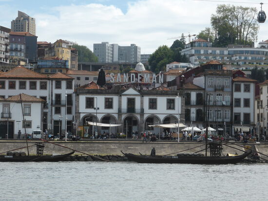 die 'Portweinseite' von Porto