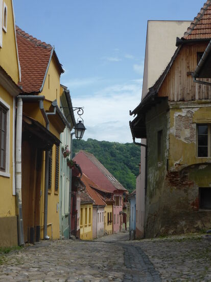 idyllische kopfsteingepflasterte Gassen abseits der Menschenmenegen auf dem Burgplatz