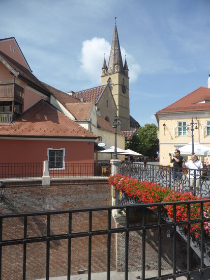 von der Lügnerbrücke zur Stadtpfarrkirche