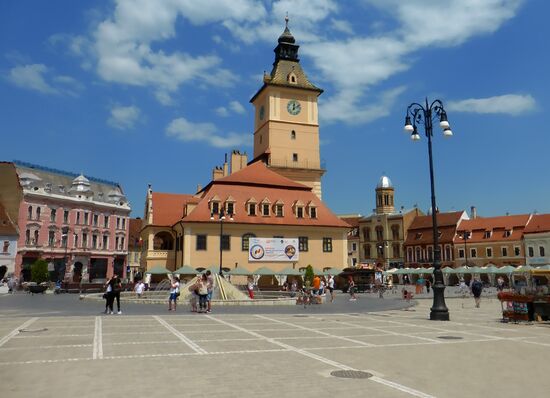 Marktplatz mit altem Rathaus
