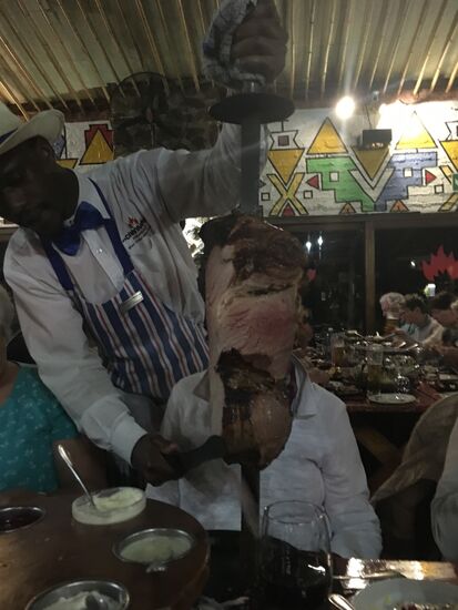 wer sitzt denn da hinter dem Spieß?