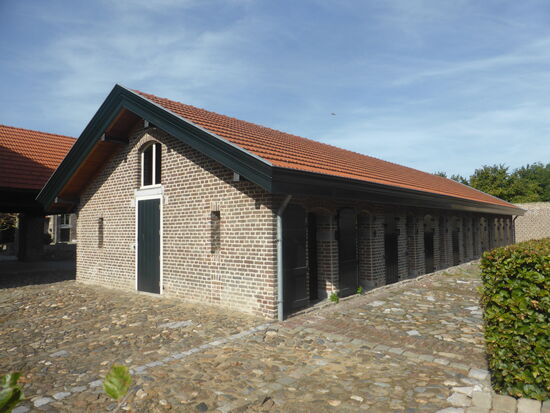 vermutlich ehem. Pferdestall des Hofes - z.Zt. in Restauration