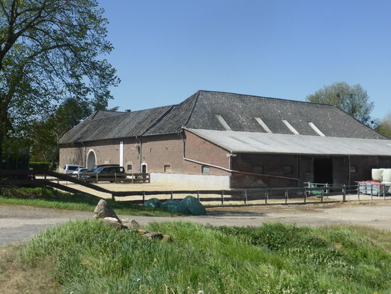 Unterfrohnrath - Frohnrather Weg 109 - erste Erwähnung 1397; 
Denkmalgebäude aus dem 18./19. Jh.