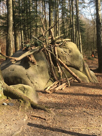 auf deutschem Gebiet liegen die sogenannten Zyklopensteine