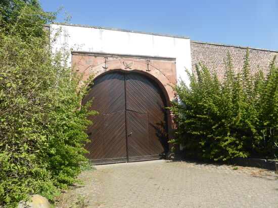Eingangstor zum Haus Broich