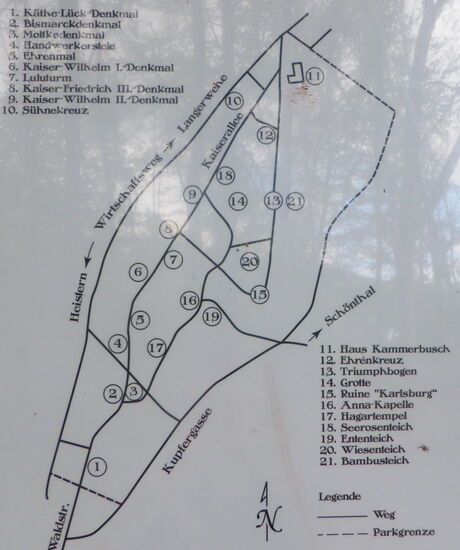 leider befindet sich die Tafel inmitten des Parks, so dass man manche Erläuterung erst im Nachhinein erfährt