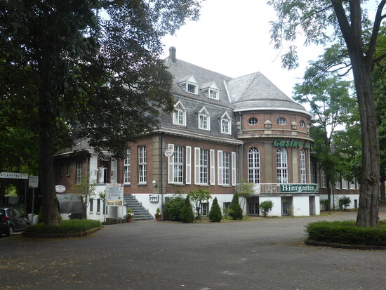 auch das Casino strahlt eine gewisse Exklusivität aus - heute Hotel