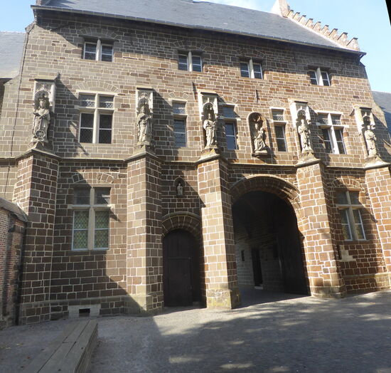 Torbau aus dem 14. Jh