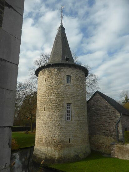 die beiden erhaltenen Rundtürme