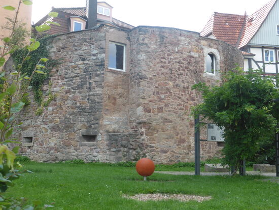 Stadtbefestigungsturm als Wohnhaus umgestaltet