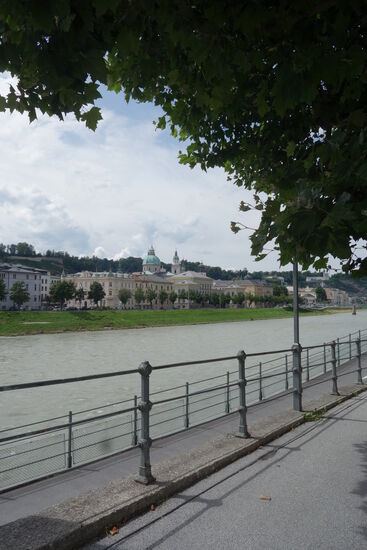 nicht ohne das Panorama zu beiden Seiten der Brücke anzuschauen