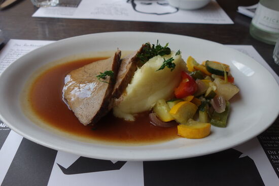 gekochtes Kalbfleisch