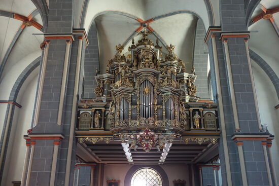 Orgel - ca. 1630 entworfen