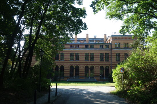 Helmert-Haus (Historisches Geodätisches Institut) -  Deutsches GeoForschungsZentrum.