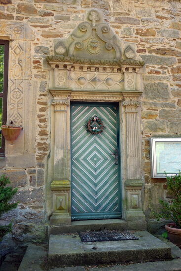 typische Portale der Weserrenaissance mit Flach-Säulen