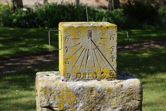 Man sieht (15.30Uhr), dass es sich um eine umfangreiche Führung handelte, die auch zu den zahlreichen (zuviele?) Motiven führte.