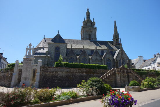 Bild auf den Pfarrbezirk von der Restaurantterasse aus