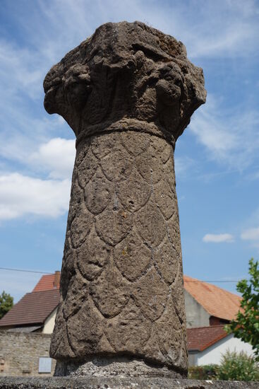Schuppensäule - Bruchstück der Jupitersäule