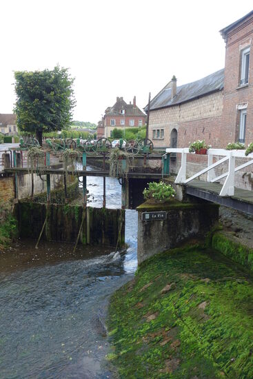 Fluß La Vie mit Mühlenableitung