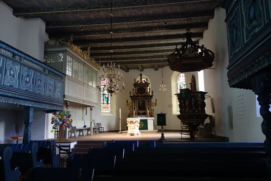 Kanzel von von Ludwig Münstermann - barockes Altarretable von Lucretia de Saint Simon aus dem Jahre 1636