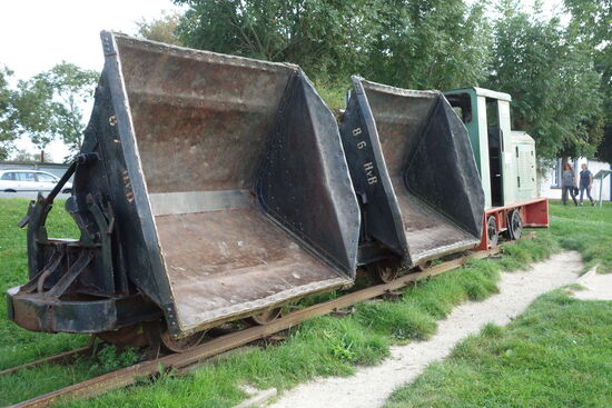 Deichbau-Lok - Baujahr 1963 - 5t - 42 PS - letzter Einsatz in den 7oer Jahren im Deichbau