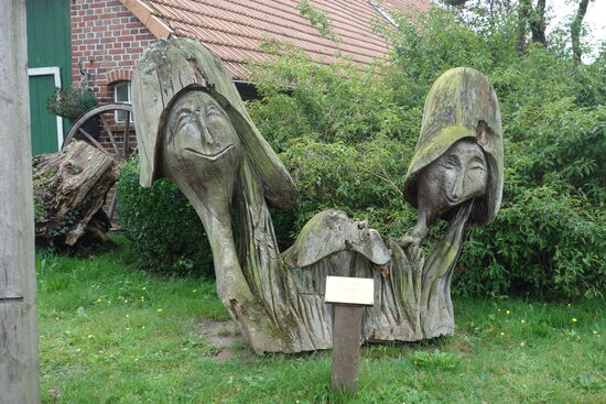 vor dem Mühlöencafé