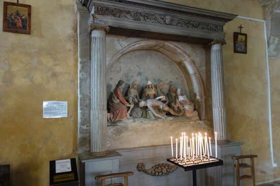 realistisch gestaltetes polychromes Grabmal vom Anfang des 17. Jahrhunderts