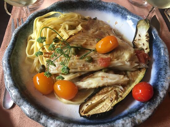 Aile de raie «du p'tit bateau», beurre aux câpres