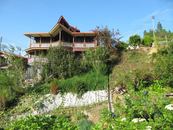 Unsere Mile36-Lodge (120RM) am Mount Kinabalu. Super schön.