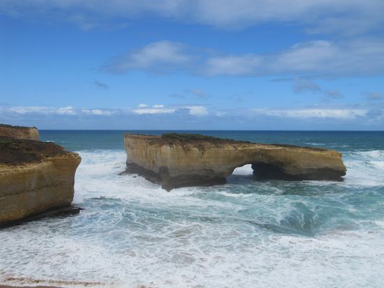 London Bridge, hat 1990 leider ihren linken Brückenteil ans Meer verloren.