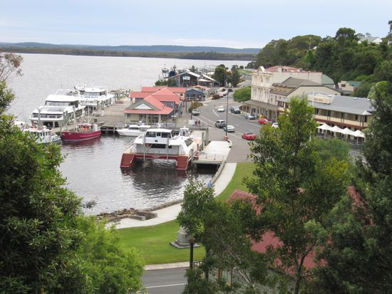 Strahan ist ein Ort an der Westküste Tasmaniens und nebenbei der regenreichste Ort Australiens. Hier ohne Regen.