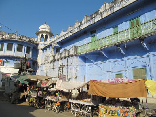 Pushkar, eine kleine Stadt in den Bergen.