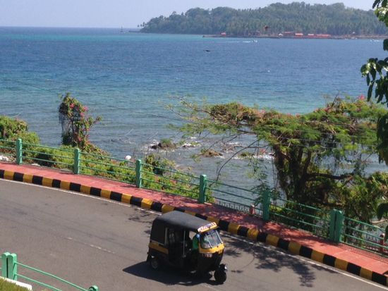 Zurück nach Port Blair mit dem sehr komfortablen Katamaran (1.200 INR pp).