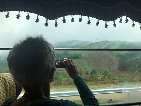 Mit dem Bus nach Sapa.