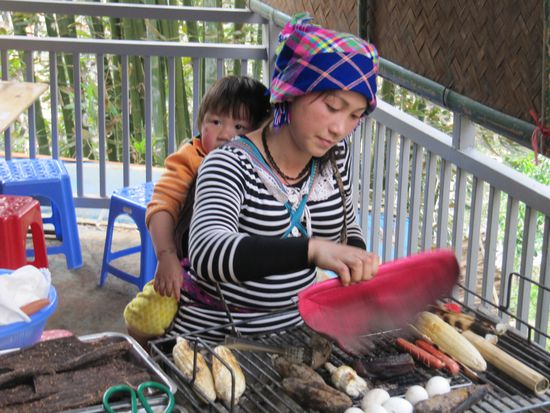 Wanderung durch Cat Cat Village.