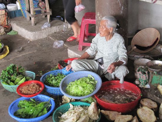 Unterwegs auf den Märkten wird alles verkauft...