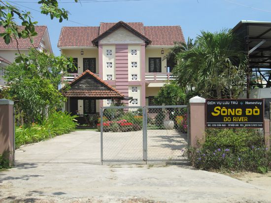 Unser kleines Gästehaus in Hoi An am Fluß, fernab vom Trubel in der Stadt.