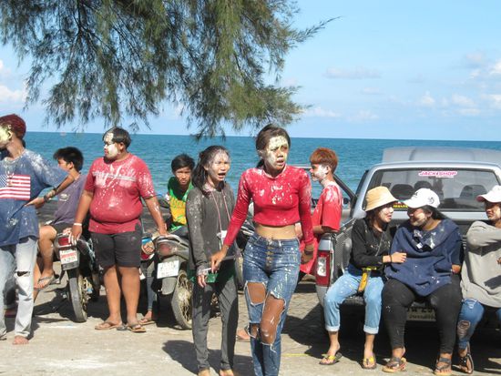 ...mit Musik und Dancing...